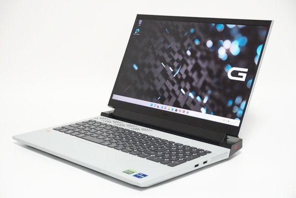 DELL G15レビュー 本格的なゲームプレイが楽しめるゲーミング