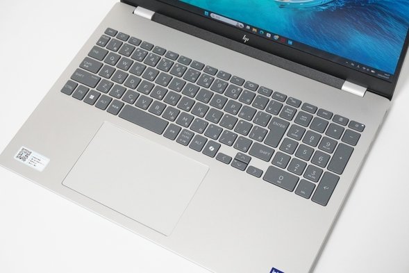 HP OmniBook 7 16-ayのキーボード