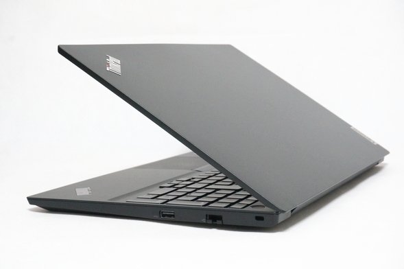 Lenovo ThinkPad E15 Gen 2 (第11世代インテル)