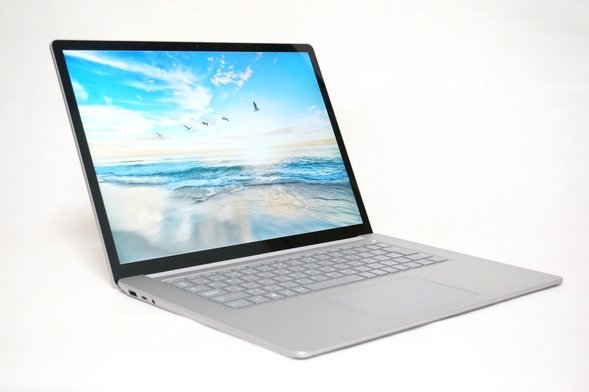 Surface Laptop 3 15インチレビュー 薄くて軽く持ち運べる15インチノートPC