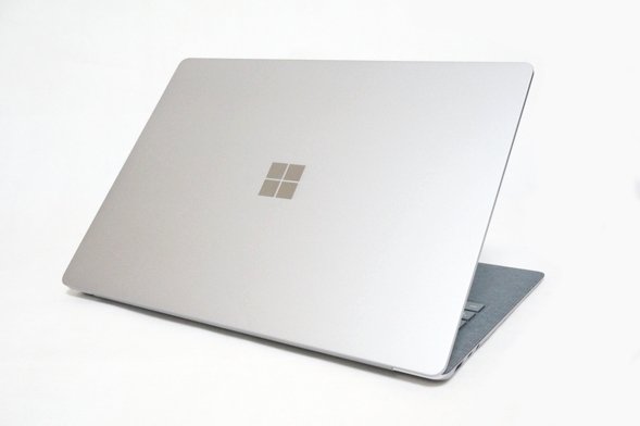 Surface Laptop 3 13.5インチレビュー 大学生が爽やかに使える高性能な 