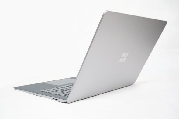 Surface Laptop 3 13.5インチレビュー 大学生が爽やかに使える高性能な 